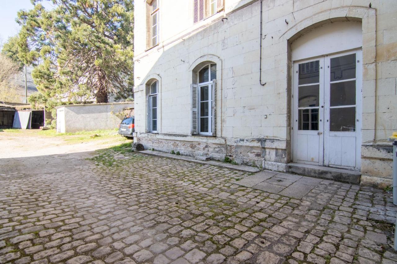 Apt Bords de Loire - RDC - Au pied du Château Saumur Exterior foto